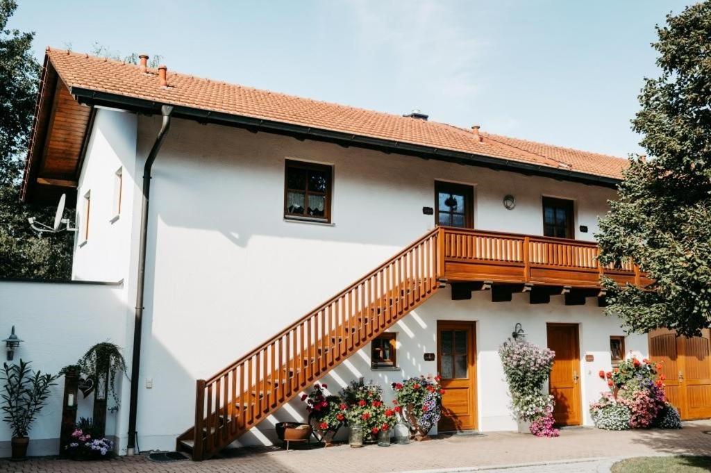 Ferienwohnung Stuiber Haarbach Ngoại thất bức ảnh